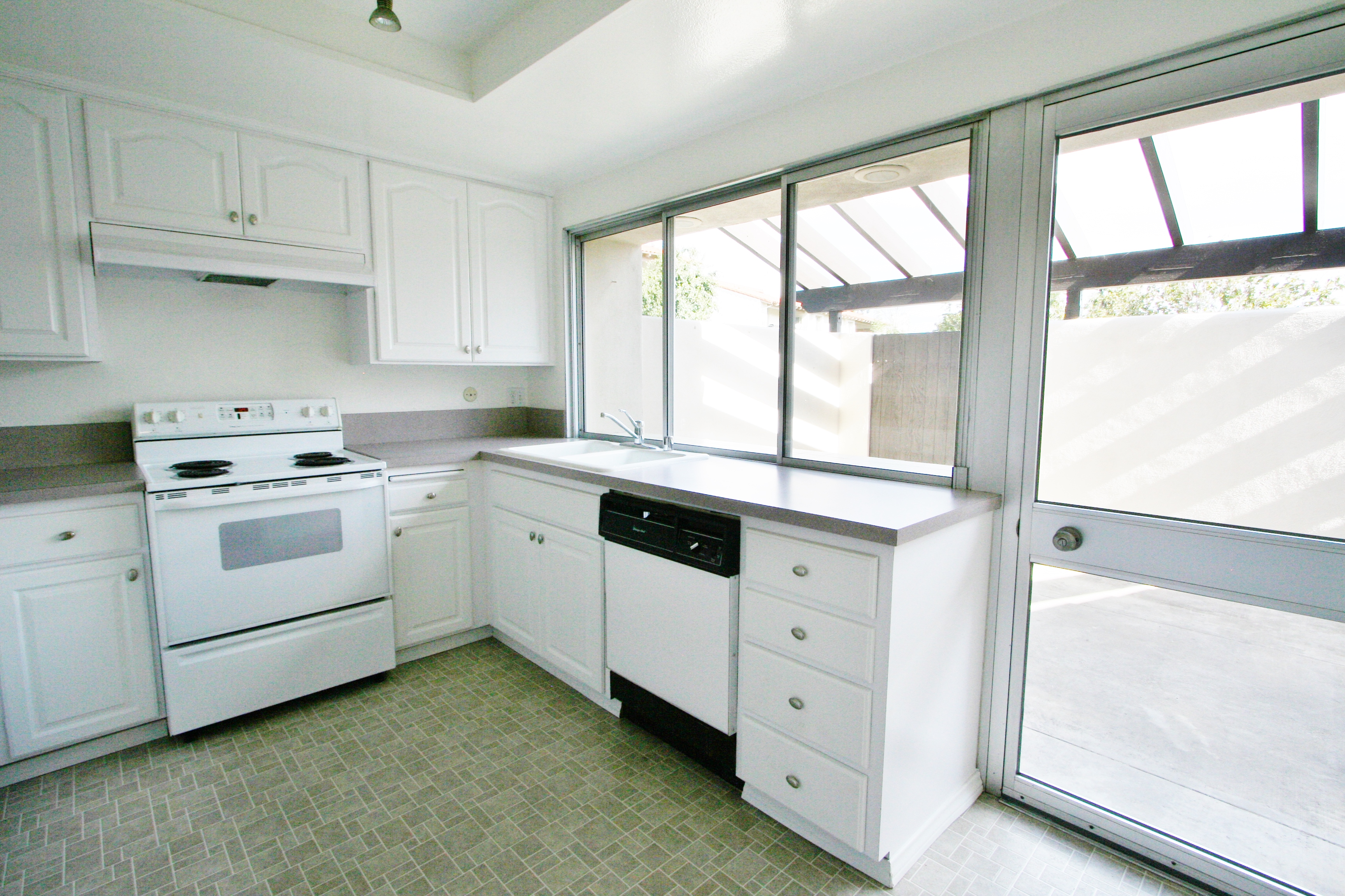 12106 Rancho Bernardo, San Diego, CA 92128 photo 2