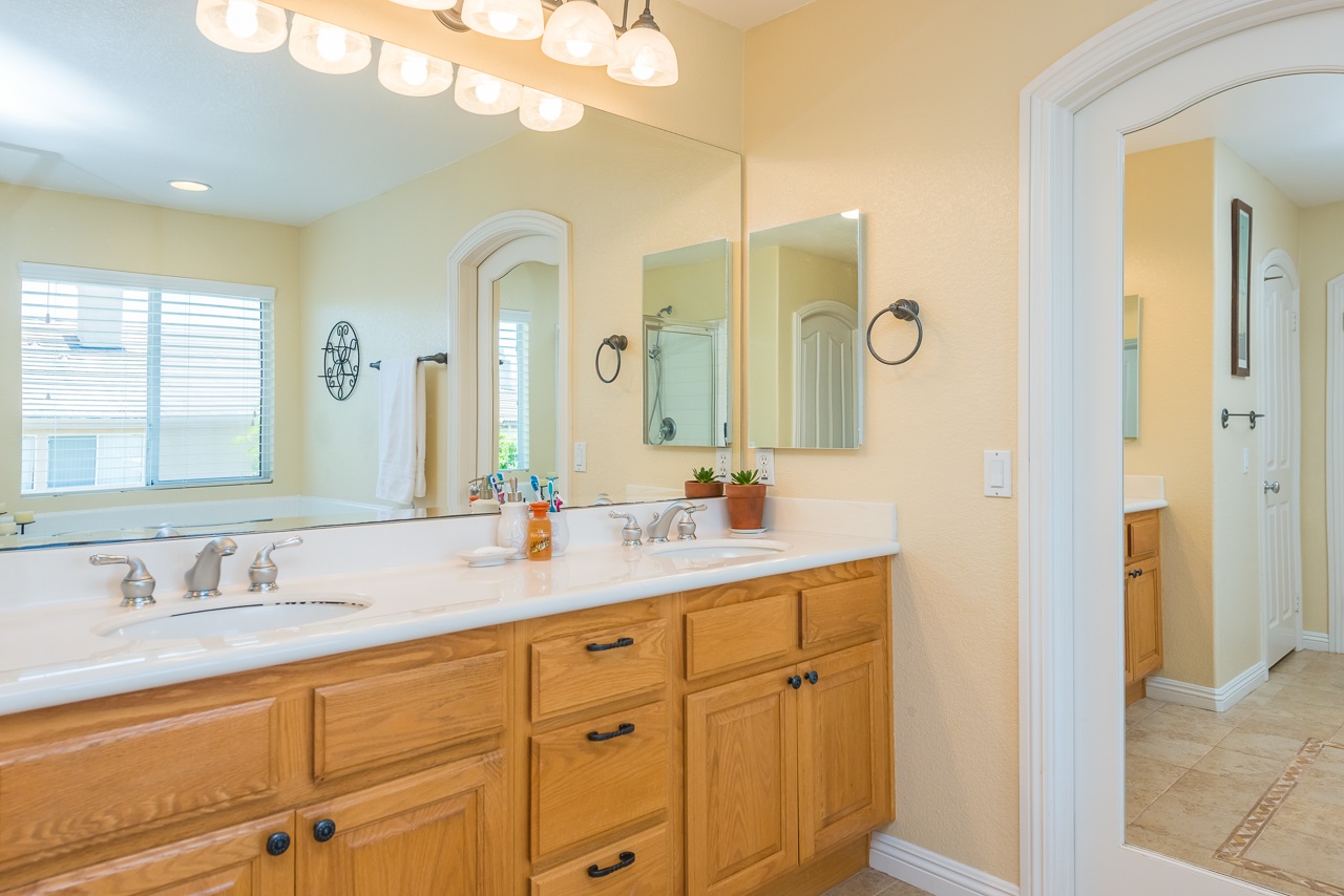 9827 Deer Ridge Pl, San Diego, CA 92127 photo 12