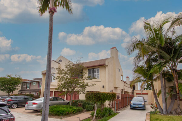 4524 Cleveland St, San Diego, CA 92116 photo 1