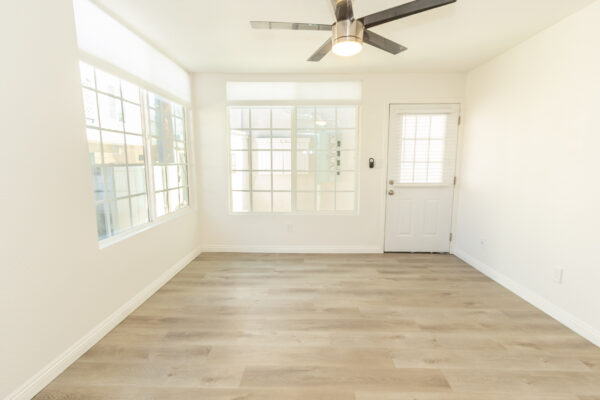 830 1/2 W Mission bay Dr, San Diego, CA 92109 photo 3