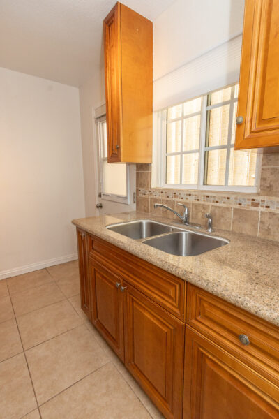 830 1/2 W Mission bay Dr, San Diego, CA 92109 photo 7