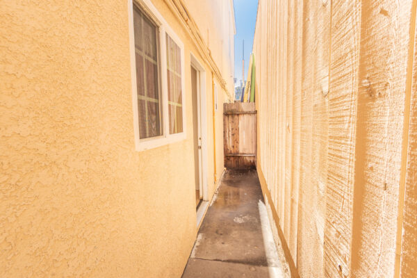 830 1/2 W Mission bay Dr, San Diego, CA 92109 photo 17