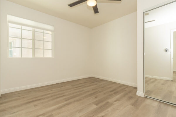 830 1/2 W Mission bay Dr, San Diego, CA 92109 photo 12