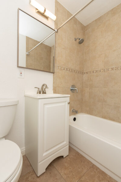 830 1/2 W Mission bay Dr, San Diego, CA 92109 photo 13