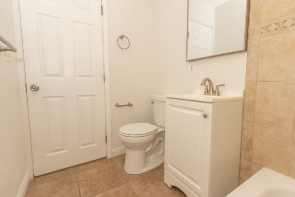 830 1/2 W Mission bay Dr, San Diego, CA 92109 photo 14