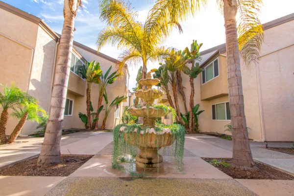 8570 Via Mallorca, Unit D, La Jolla, CA 92037 photo 3