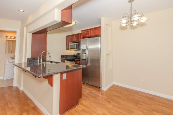 5252 Balboa Arms #155, San Diego, CA 92117 photo 7
