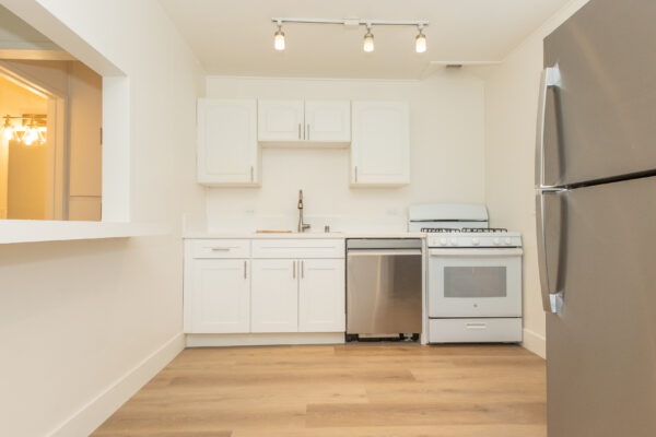 4430 Haines, San Diego, CA 92109 photo 7