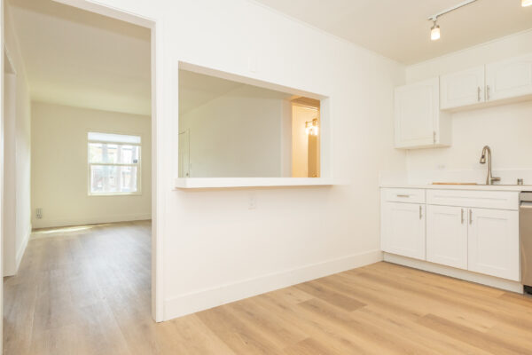 4430 Haines, San Diego, CA 92109 photo 9