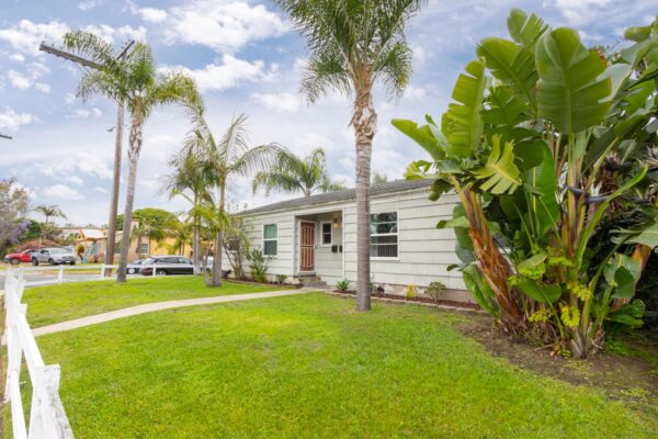 1475 Hornblend, San Diego, CA 92109