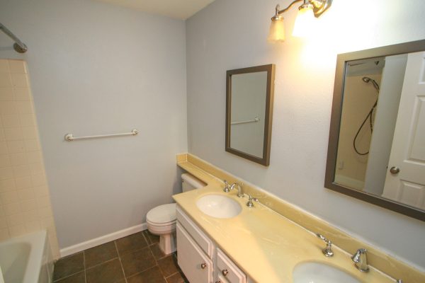 1947 Swallow Lane, Carlsbad, CA 92009 photo 8