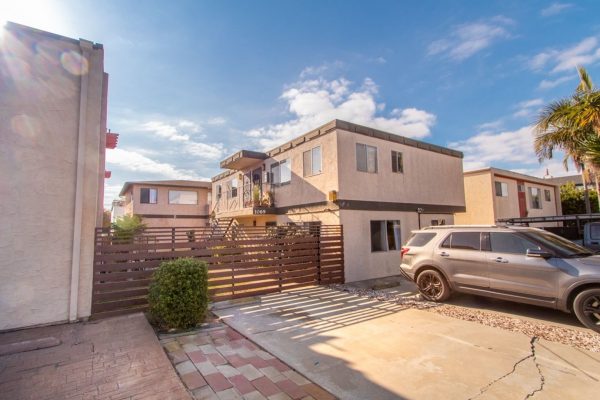 1069-B Chalcedony St, San Diego, CA 92109 photo 9