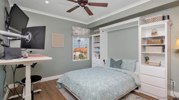 2445 Brant St 301, San Diego, CA 92101 photo 18