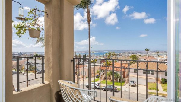 2445 Brant St 301, San Diego, CA 92101 photo 23