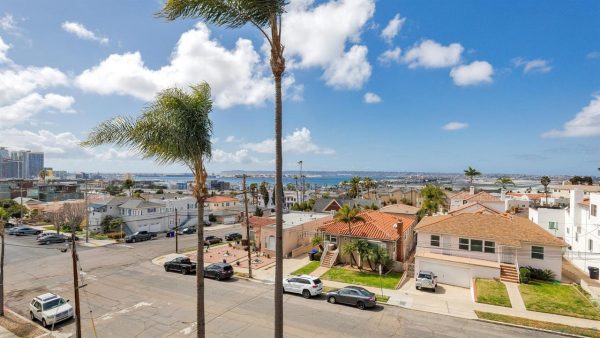 2445 Brant St 301, San Diego, CA 92101 photo 24