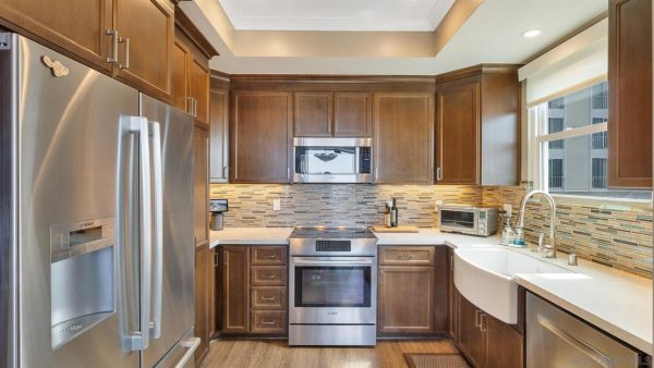 2445 Brant St 301, San Diego, CA 92101 photo 8