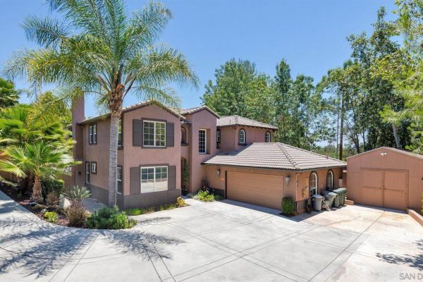 606 Peet Place, Escondido, CA 92025