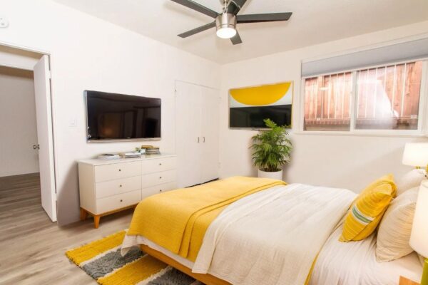 2076 Garnet Avenue, San Diego, CA 92109 photo 8