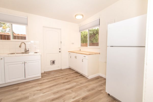 2076 Garnet Avenue, San Diego, CA 92109 photo 3