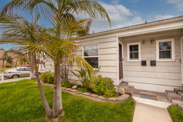 1477 Hornblend St, San Diego, CA 92109 photo 3