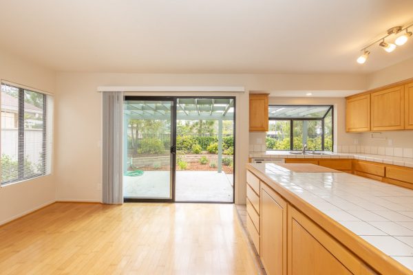 2042 Cottage Way, Vista, CA 92081 photo 9