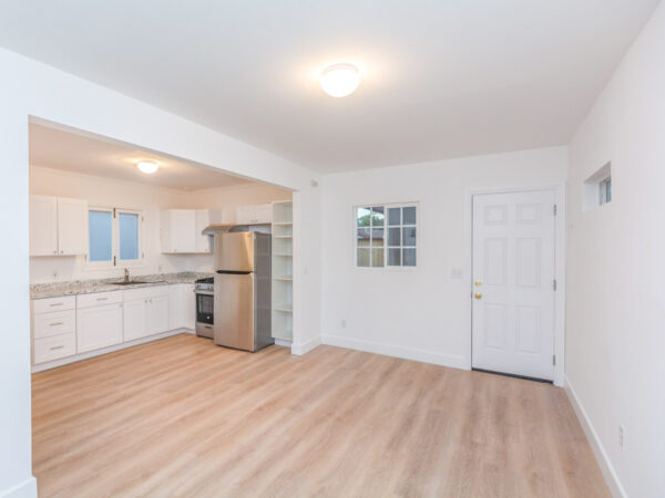 1705 32nd St, San Diego, CA 92102 photo 2