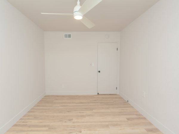 4739 Point Loma Ave B, San Diego, CA 92107 photo 7