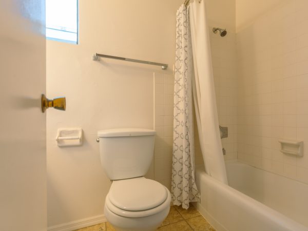 2275 Emerald St, San Diego, CA 92109 photo 9