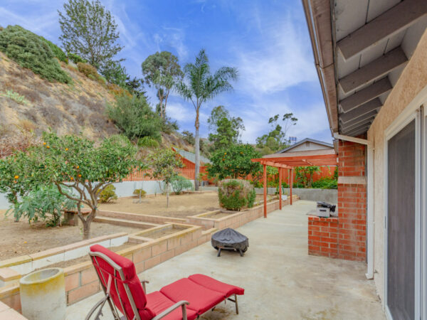 4024 Via del Conquistador, San Diego, CA 92117 photo 29