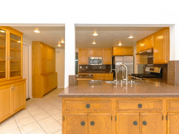 4024 Via del Conquistador, San Diego, CA 92117 photo 5