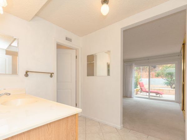 4024 Via del Conquistador, San Diego, CA 92117 photo 13