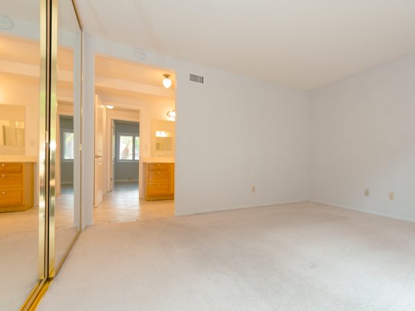 4024 Via del Conquistador, San Diego, CA 92117 photo 16