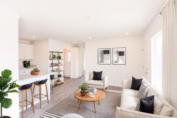 735 40th St., San Diego, CA 92102