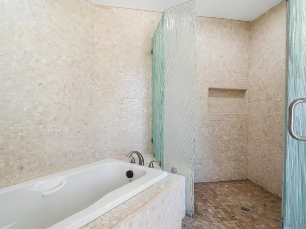 2689 Ocean Front Walk, San Diego, CA 92109 photo 16