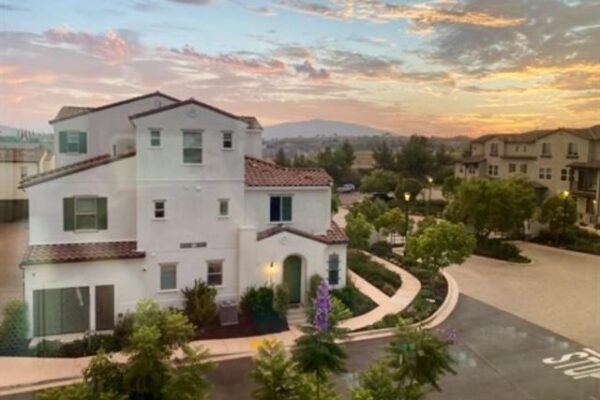 16034 Veridian Circle, San Diego, CA 92127