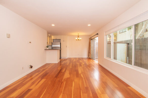 2018 Pacific Beach Drive 3, San Diego, CA 92109 photo 2