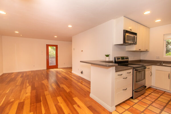 2018 Pacific Beach Drive 3, San Diego, CA 92109 photo 4