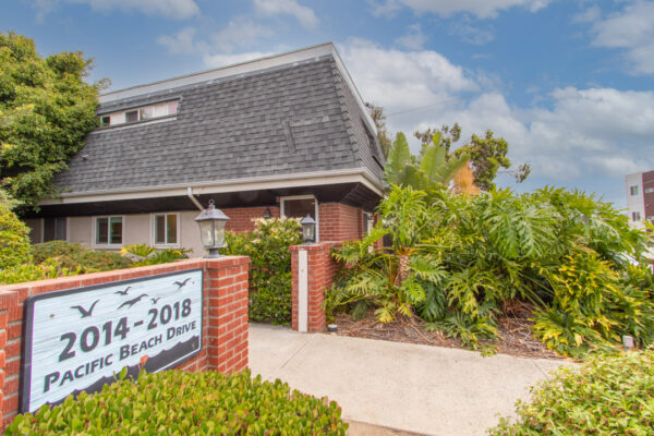 2018 Pacific Beach Drive 3, San Diego, CA 92109