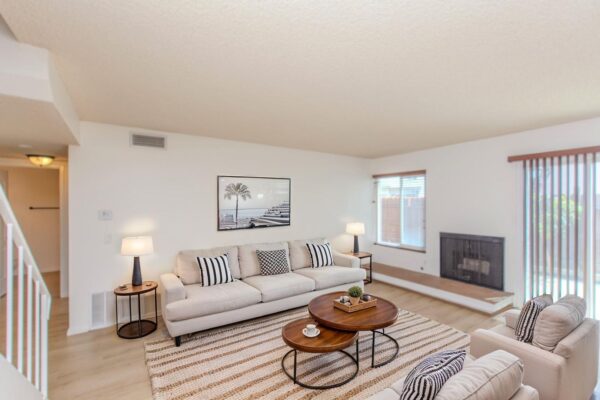 2511 Stoneview Ln, Spring Valley, CA 91977