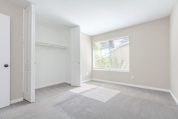 8043 Camino Huerta, San Diego, CA 92122 photo 15