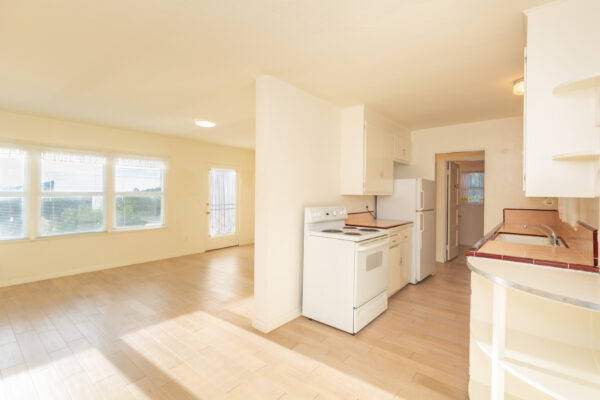 2180 Edinburg Ave, Cardiff, CA 92007 photo 6