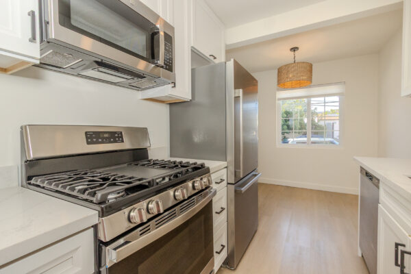 1940 Fortuna Ave, San Diego, CA 92109 photo 6