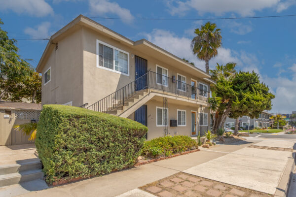 1926-1942 Fortuna Ave, San Diego, CA 92109