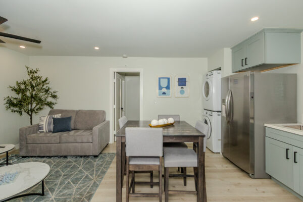 1673 Diamond St, San Diego, CA 92109 photo 3