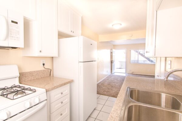 765 Agate St. #4, San Diego, CA 92109 photo 3