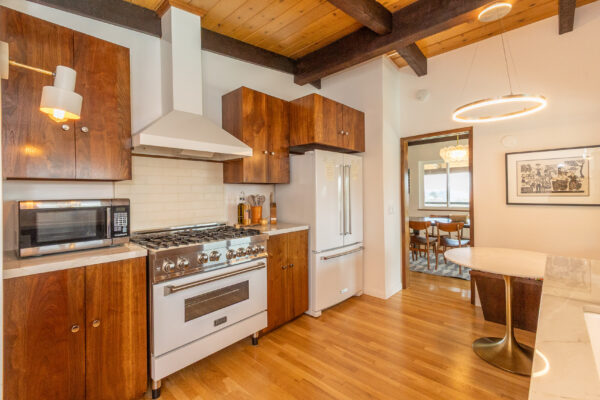 1827 Crest Drive, Encinitas, CA 92024 photo 9