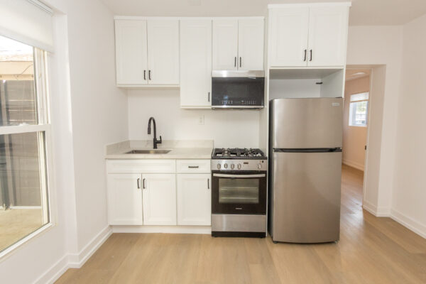 1926 Fortuna Ave #D, San Diego, CA 92109 photo 4