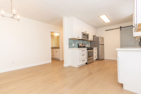 710 N. Cleveland St - E, Oceanside, CA 92054 photo 2