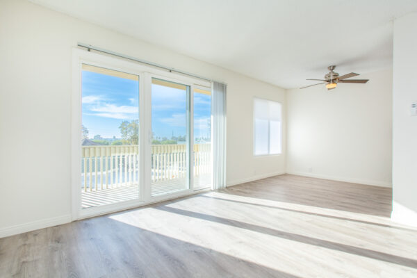 1855 Diamond St 5-124, San Diego, CA 92109 photo 4