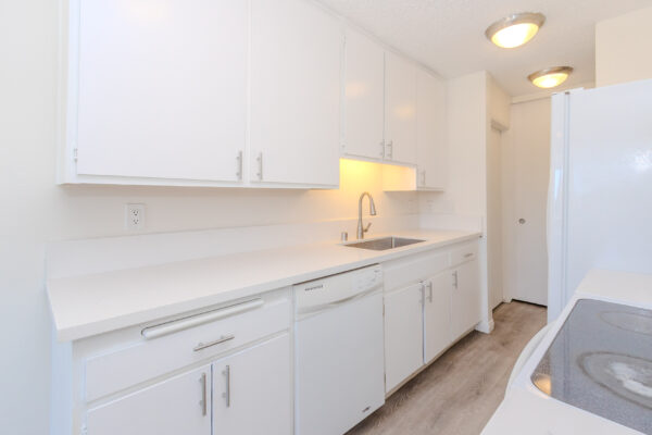 1855 Diamond St 5-124, San Diego, CA 92109 photo 7